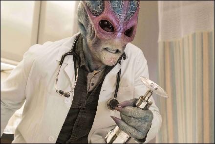 resident-alien-102-01 (1200x800, 107 kБ...)