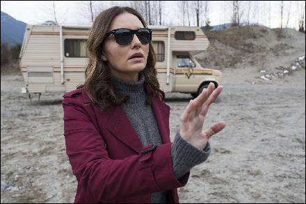 resident-alien-106-11 (1200x800, 111 kБ...)