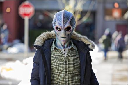 resident-alien-e1602 (590x394, 63 kБ...)